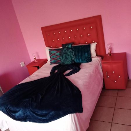 Twilight Breeze Lodge Phuthaditjhaba Esterno foto