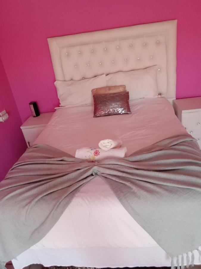 Twilight Breeze Lodge Phuthaditjhaba Esterno foto