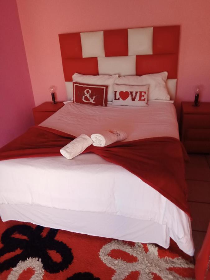 Twilight Breeze Lodge Phuthaditjhaba Esterno foto
