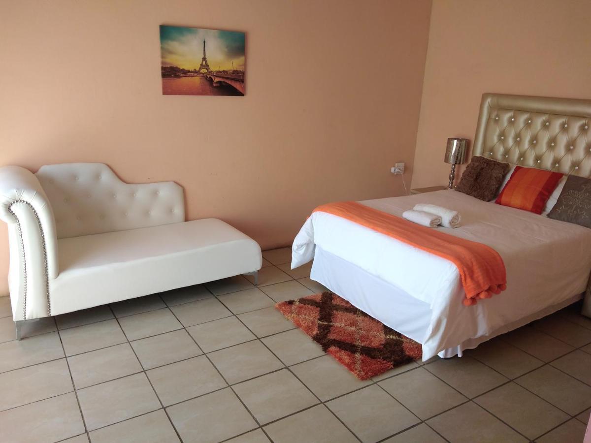 Twilight Breeze Lodge Phuthaditjhaba Esterno foto
